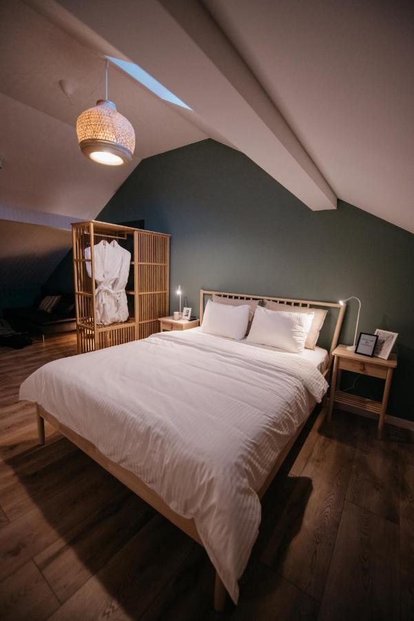 Dumbravita  Nuez Apartments מראה חיצוני תמונה