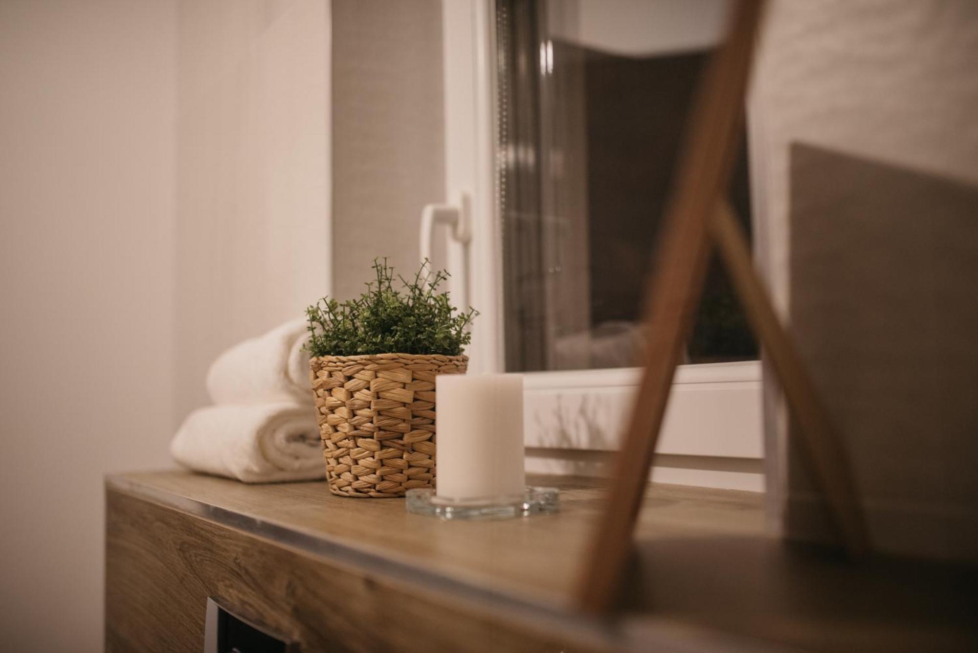 Dumbravita  Nuez Apartments מראה חיצוני תמונה