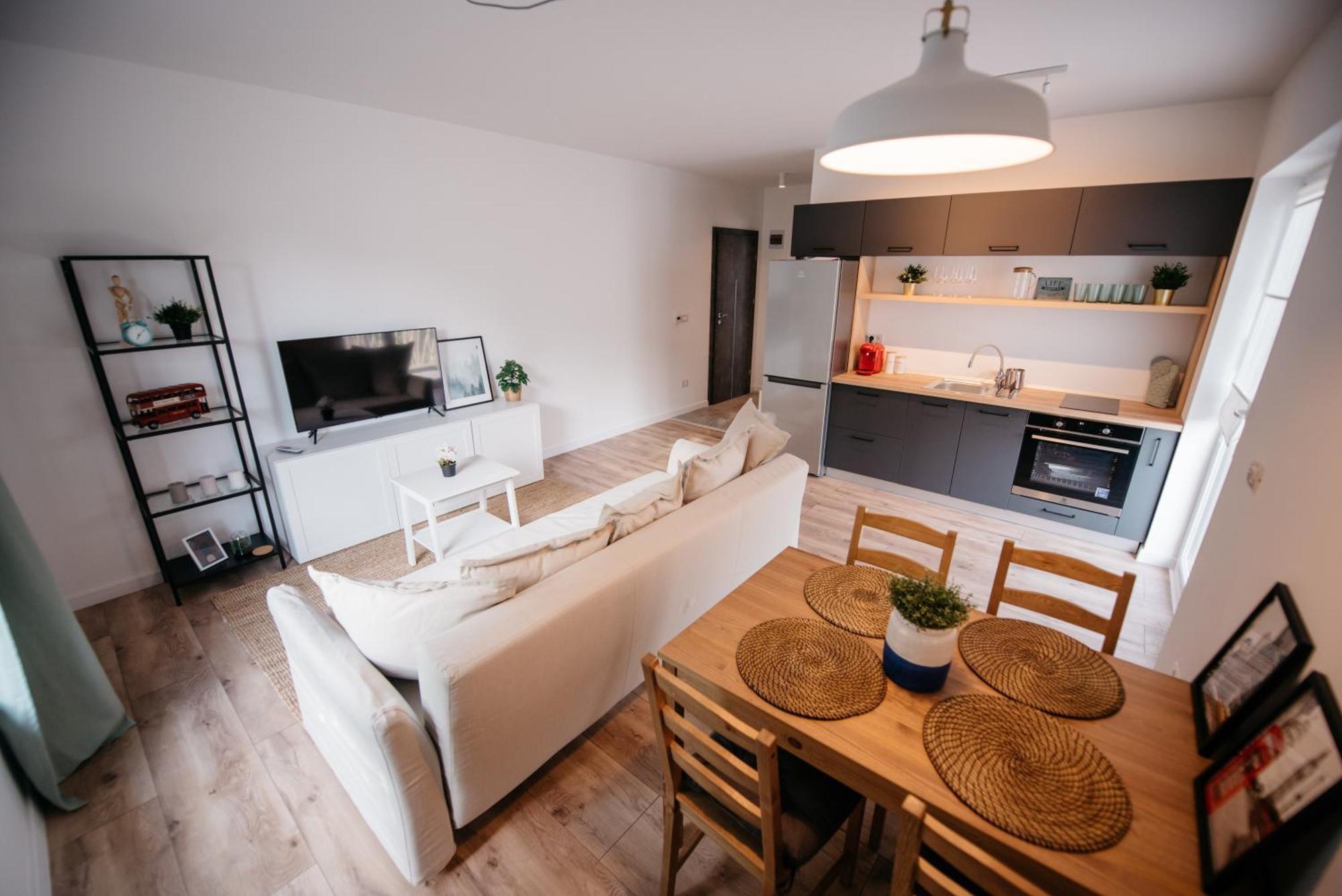 Dumbravita  Nuez Apartments מראה חיצוני תמונה