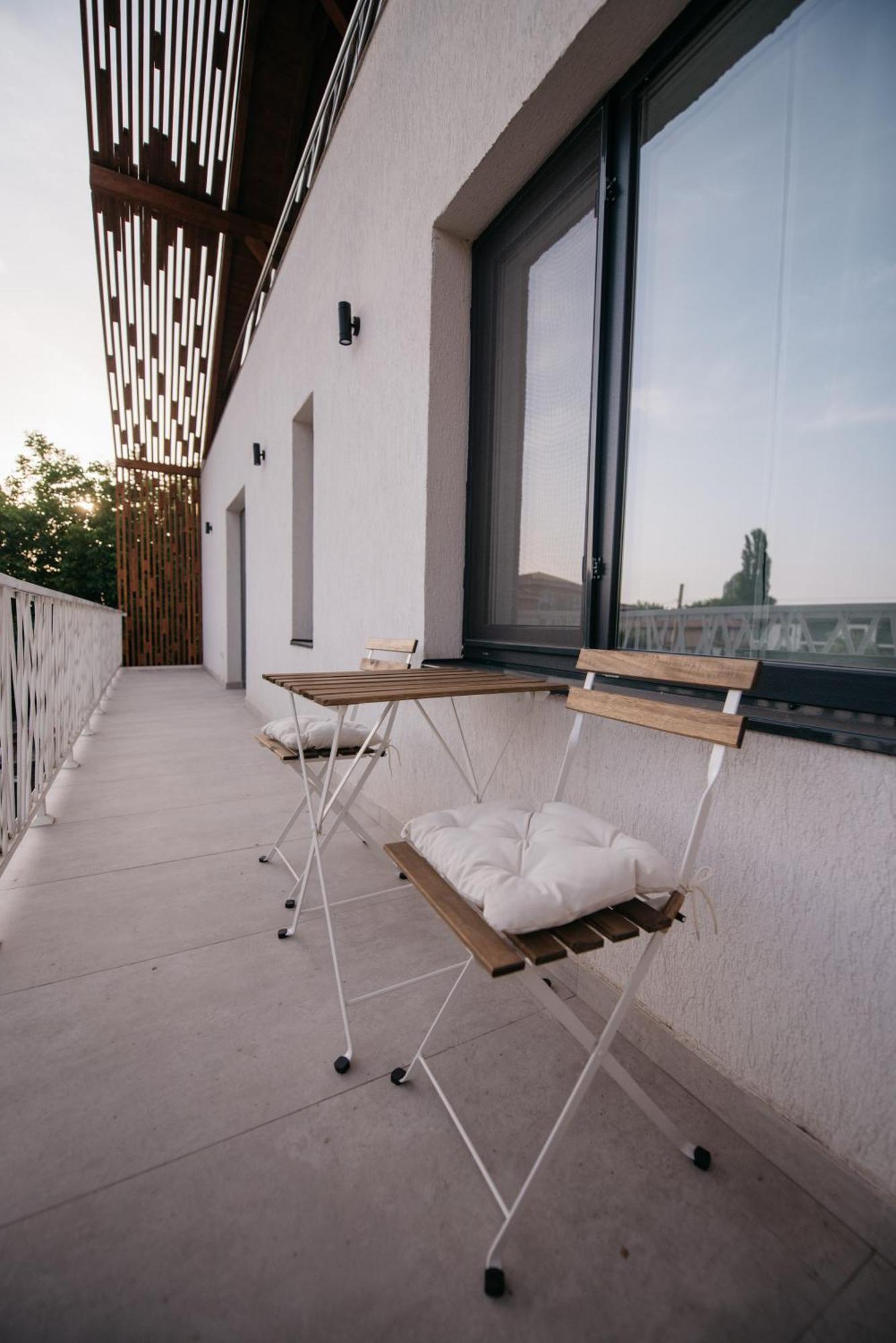 Dumbravita  Nuez Apartments מראה חיצוני תמונה