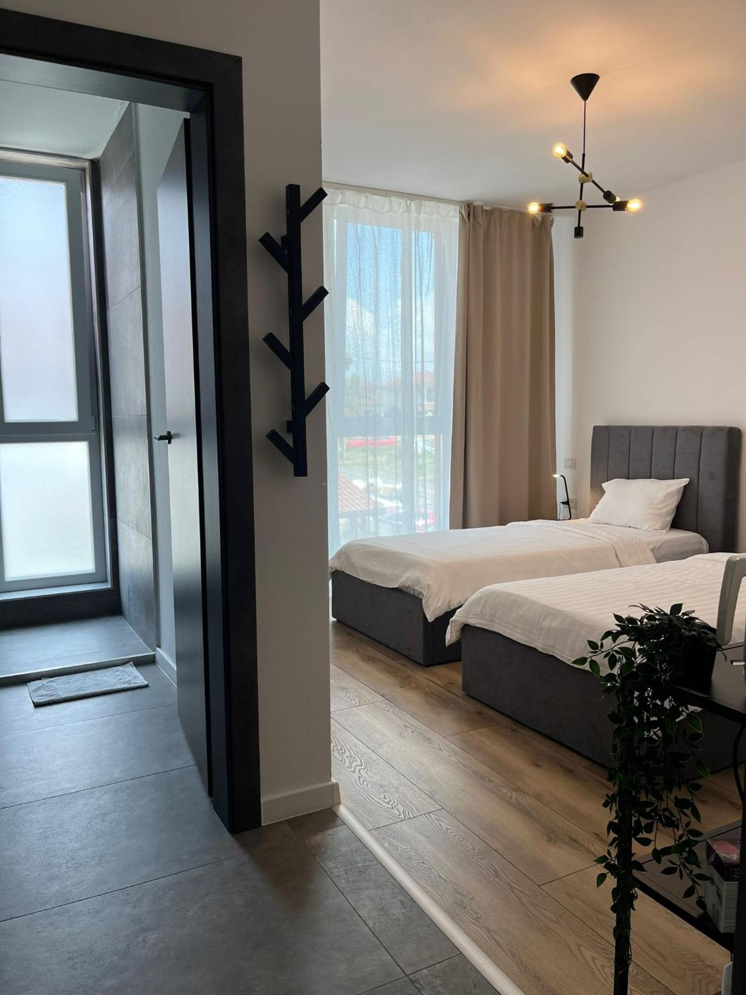 Dumbravita  Nuez Apartments מראה חיצוני תמונה